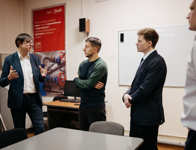 Представитель Минпромторга РФ посетил НГТУ НЭТИ 