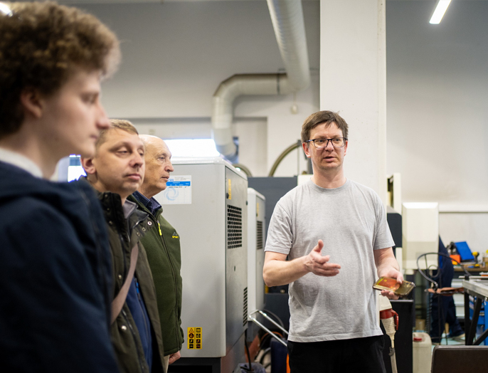 Точка притяжения. Как школьники российских регионов вовлекаются в орбиту СКИФа
