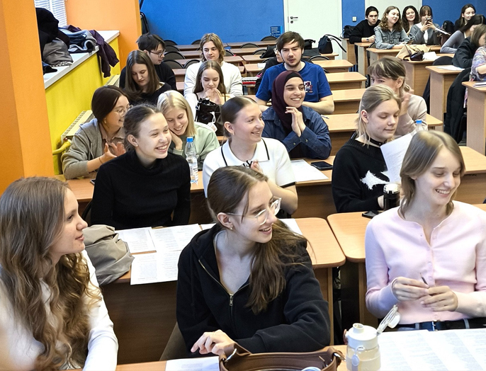 «Поехали!»: студенческий баттл «Космические строки» объединил филологов и журналистов НГТУ НЭТИ