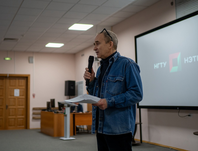 Поэты на фронте: строки из огня и пепла