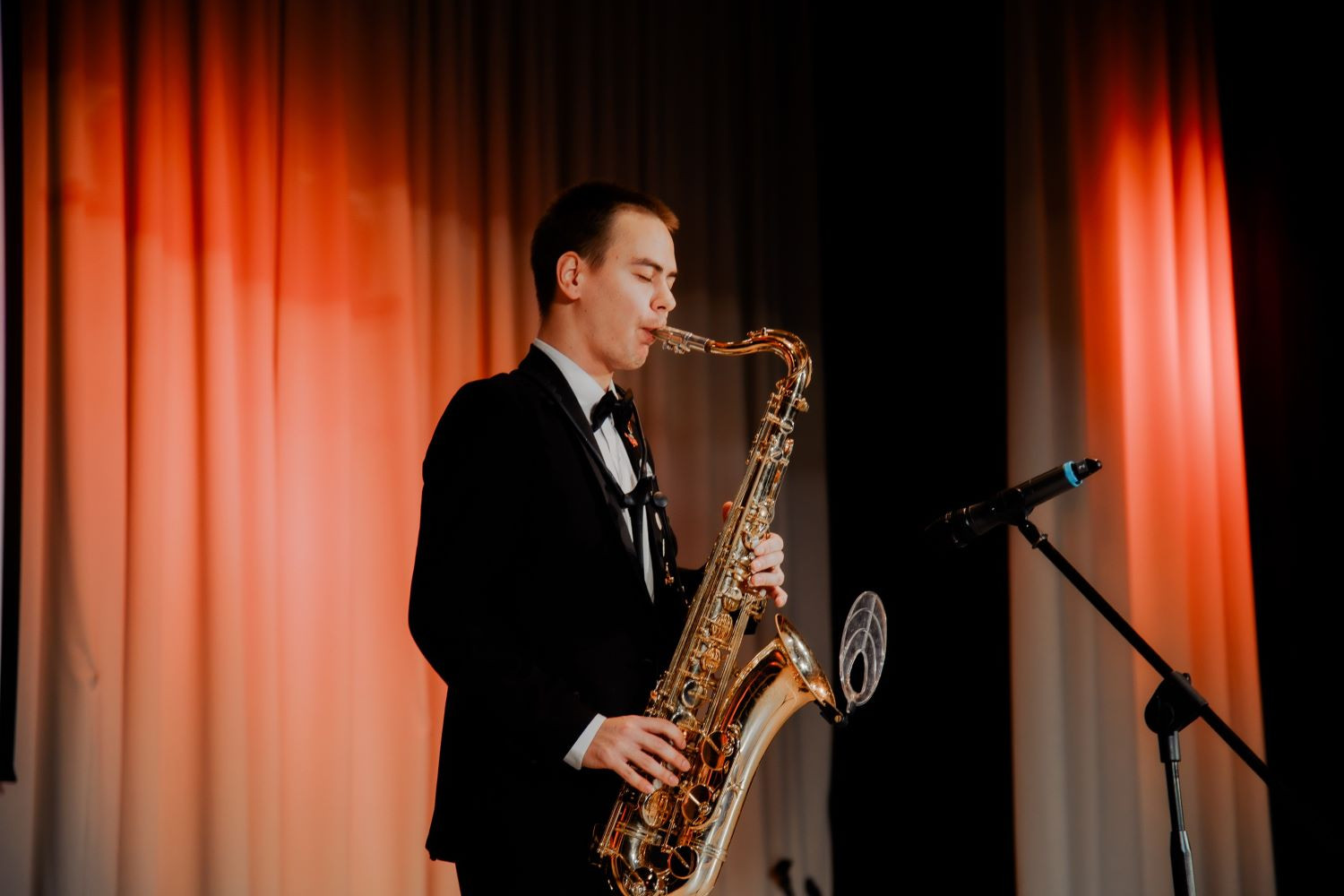 фотография: Александр Непомнящих, Дмитрий Фоменков