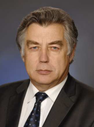 Попов Артемий Александрович